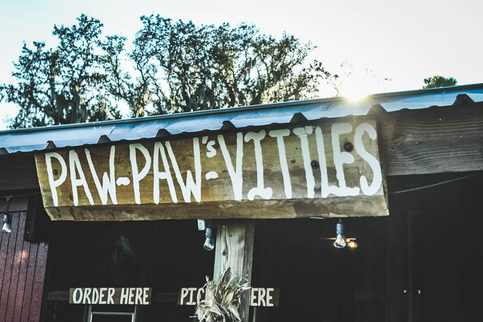 Paw-Paws Vittles food concession stand sign at Harvest Holler Corn Maze and Pumpkin Patch